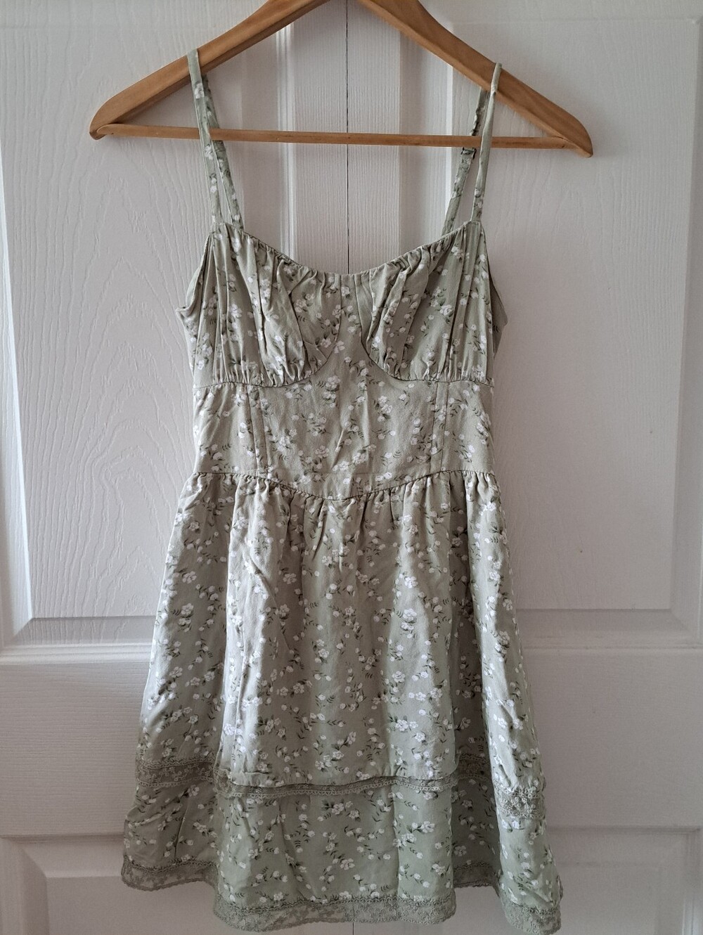 Ladies Modern Cottage Core Green Mini Sundress Size XS/S